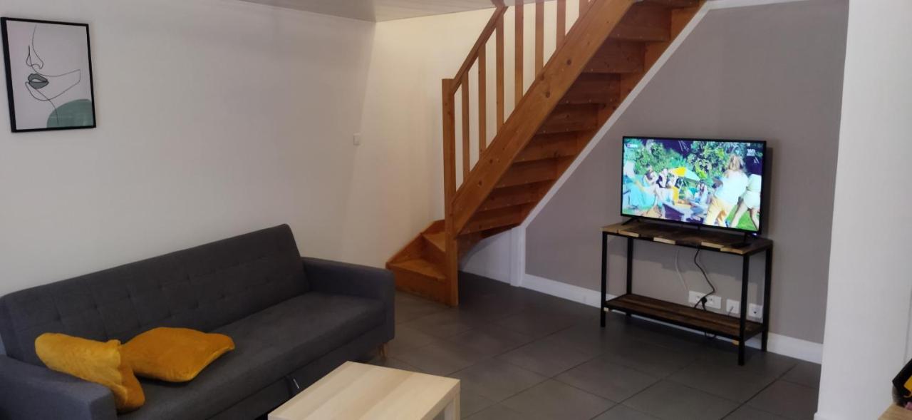 Appartement En Duplex A Hebuterne, Avec Lave Linge Exterior photo